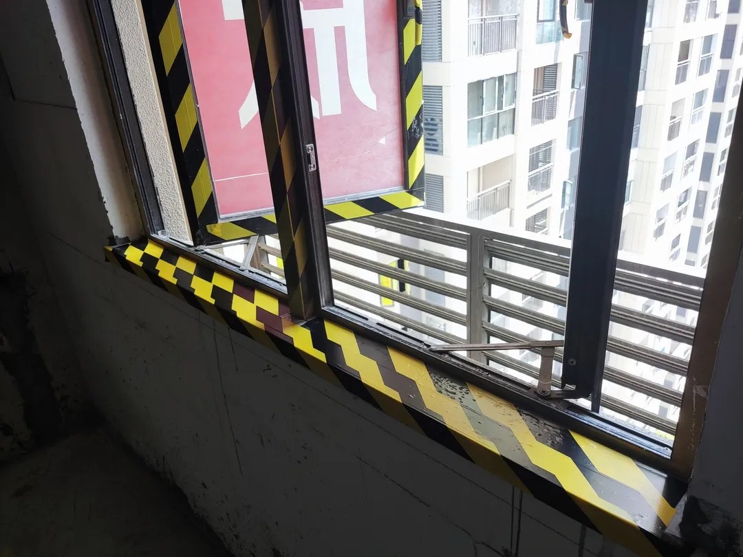 窗臺石保護 窗臺石保護